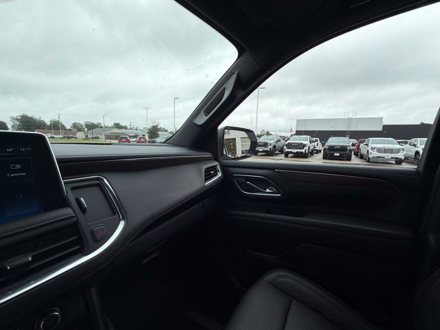 Used 2024 Chevrolet Tahoe High Country AWD/4WD image 26
