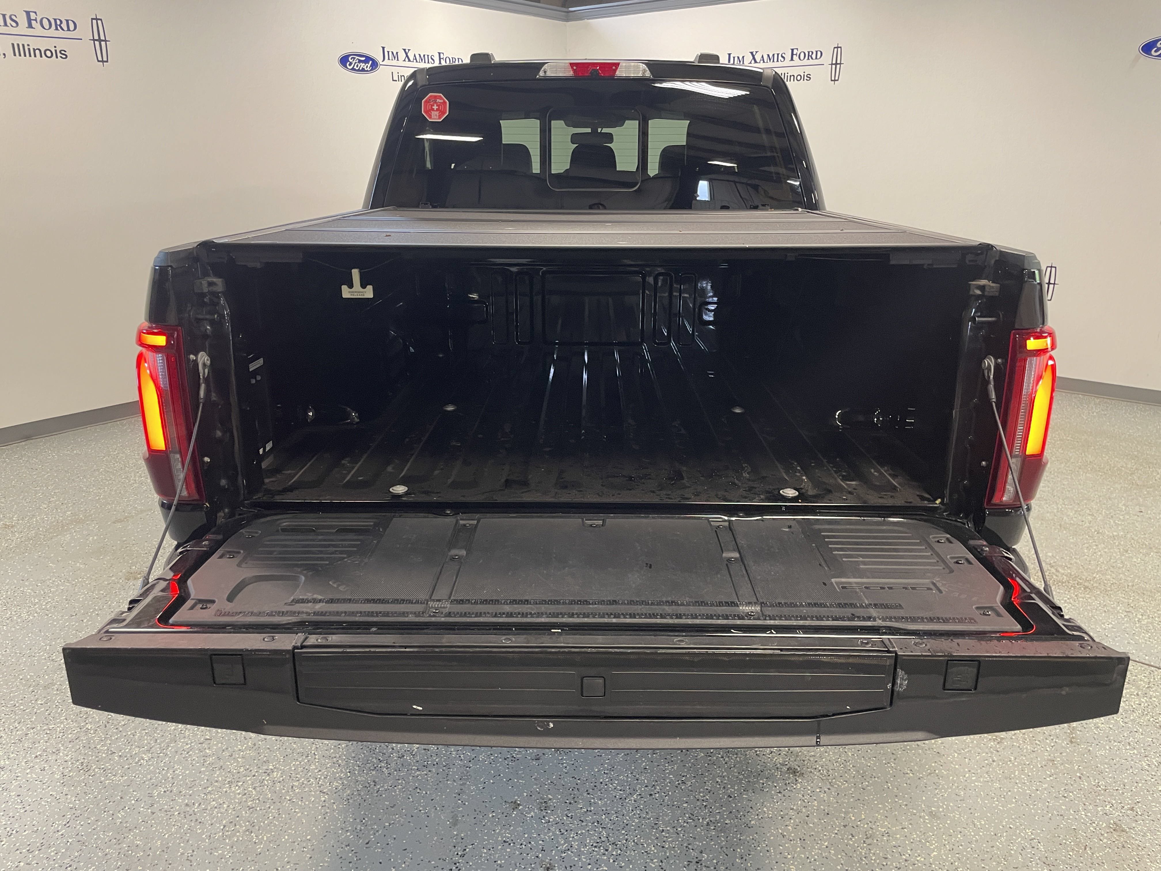 Used 2024 Ford F150 Platinum AWD/4WD image 30