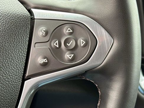 Certified 2023 Chevrolet Traverse LT image 23