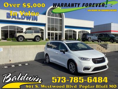 Used 2023 Chrysler Pacifica Limited