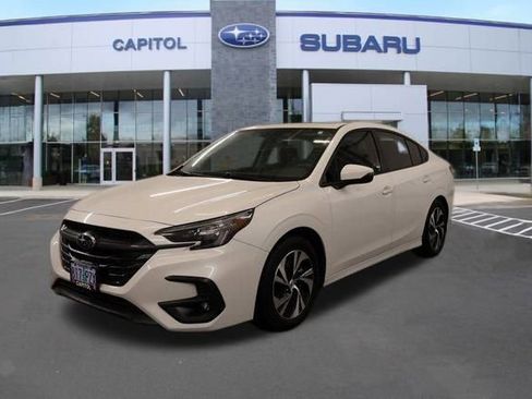 Used 2025 Subaru Legacy Premium image 5