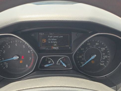 Used 2018 Ford Focus SEL FWD image 5