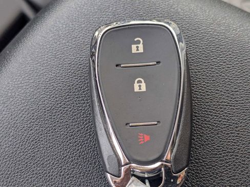 Used 2024 Chevrolet Equinox LT FWD image 35