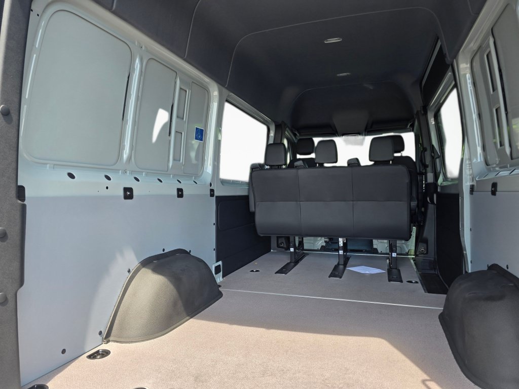 New 2026 Mercedes-Benz Sprinter 2500 image 19