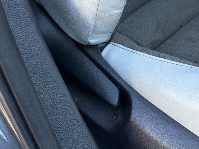 Used 2025 Toyota Corolla XSE FWD image 25