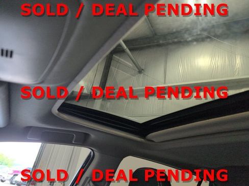 Used 2017 Toyota RAV4 XLE AWD/4WD image 23