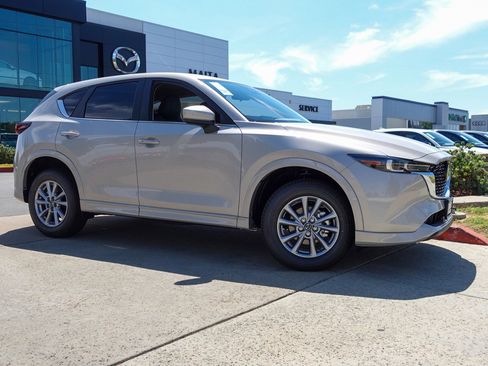 New 2025 MAZDA CX-5 AWD 2.5 S w/ Select Package image 4
