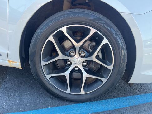 Used 2016 Buick LaCrosse Sport Touring FWD image 12