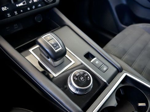 Used 2023 Mitsubishi Outlander SE Black Edition image 26