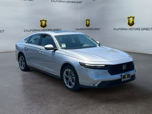 Used 2023 Honda Accord EX image 7