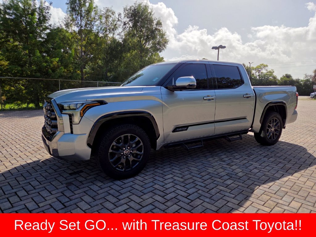 Used 2022 Toyota Tundra Platinum RWD image 4
