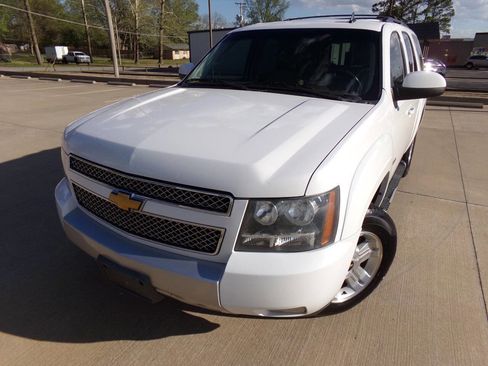 Used 2012 Chevrolet Tahoe LT w/ Suspension Package, Off-Road image 7