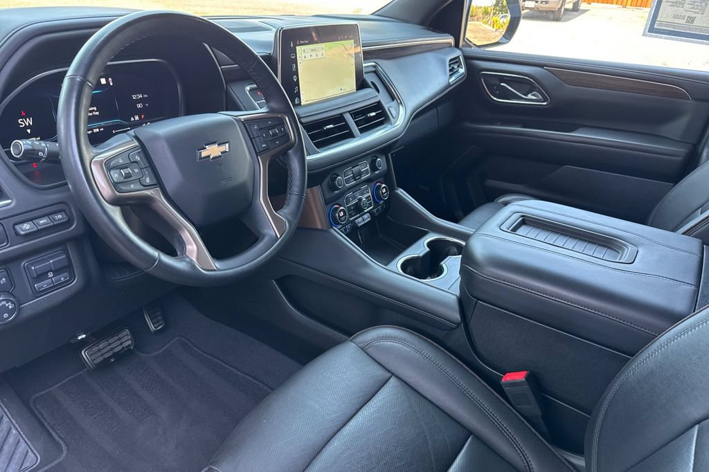 Used 2023 Chevrolet Tahoe High Country w/ LPO, Illumination Package AWD/4WD image 10
