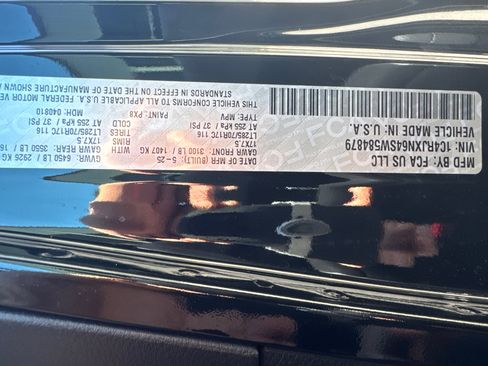 Used 2025 Jeep Wrangler Willys image 34