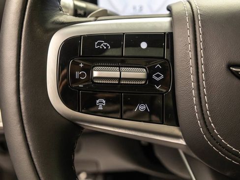 Used 2025 Genesis GV80 3.5T Prestige image 19