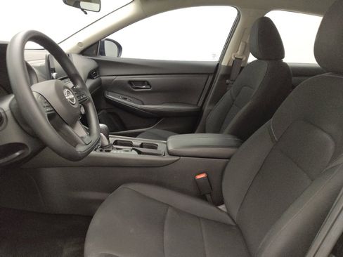 Used 2025 Nissan Sentra S FWD image 17