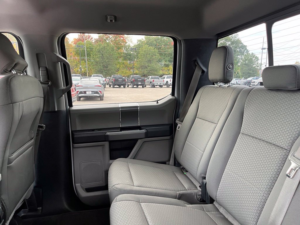 Used 2015 Ford F150 XLT w/ Equipment Group 302A Luxury RWD image 12