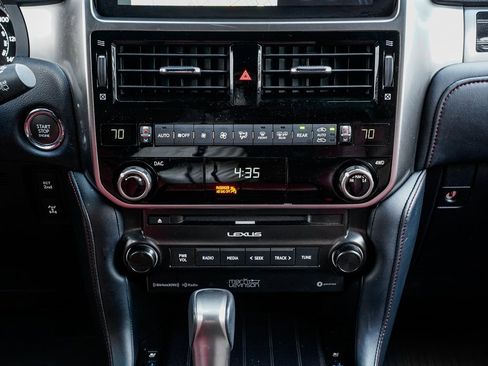 Used 2023 Lexus GX 460 Premium image 13