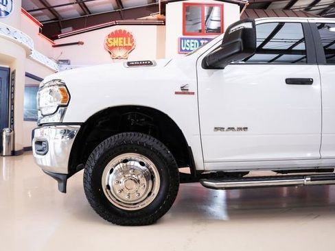 Used 2024 RAM 3500 Big Horn image 7