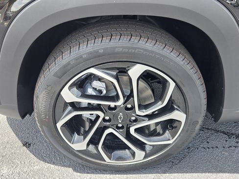 New 2026 Chevrolet Trax RS w/ Driver Confidence Package FWD image 4