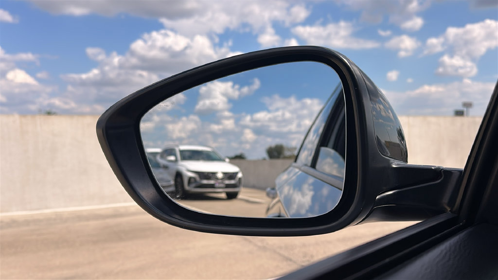 Used 2017 Honda Accord EX-L image 18