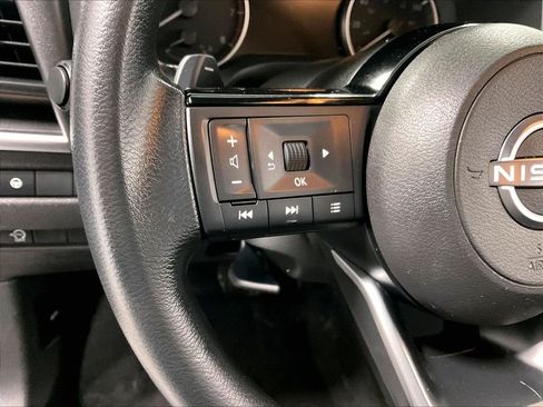 Used 2023 Nissan Rogue SV AWD/4WD image 23