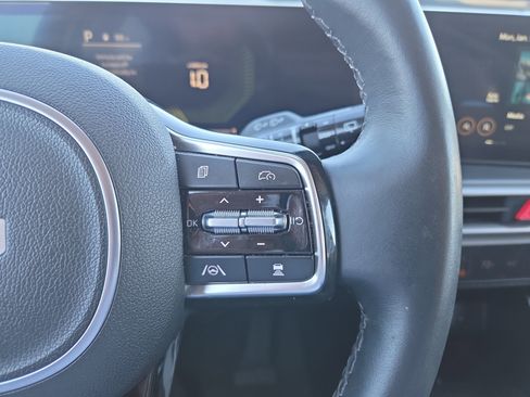 Used 2024 Kia Sorento S image 13