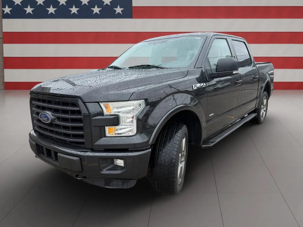 Used 2015 Ford F150 XLT w/ Equipment Group 302A Luxury AWD/4WD image 3