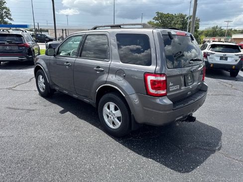 Used 2012 Ford Escape XLT FWD image 3