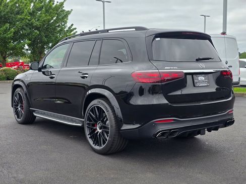 New 2026 Mercedes-Benz GLS 63 AMG 4MATIC image 3