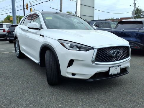 Certified 2023 INFINITI QX50 Luxe AWD/4WD image 3