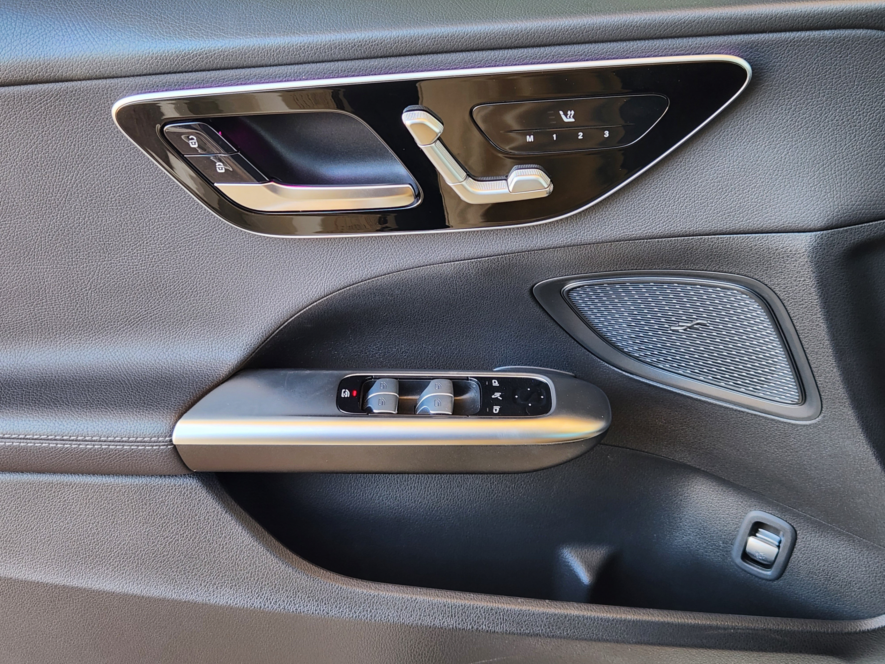 Certified 2022 Mercedes-Benz C 300 Sedan image 19