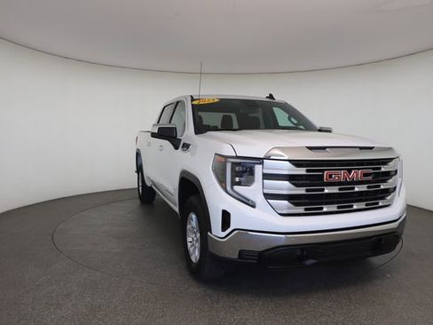 Used 2023 GMC Sierra 1500 SLE AWD/4WD image 31