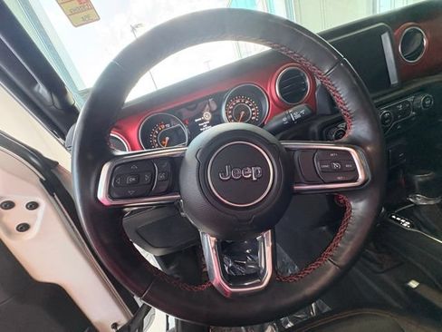 Used 2023 Jeep Gladiator Rubicon w/ Cold Weather Group AWD/4WD image 22