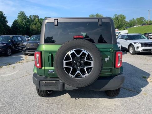 Used 2024 Ford Bronco Outer Banks AWD/4WD image 7