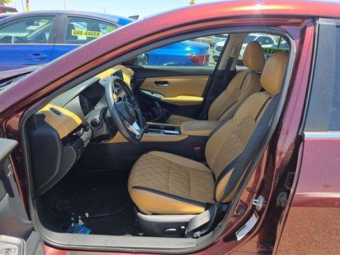 Used 2022 Nissan Sentra SV w/ SV Premium Package FWD image 11