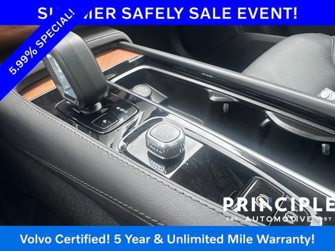 Certified 2024 Volvo XC90 T8 Plus w/ Protection Package Premier AWD/4WD image 28