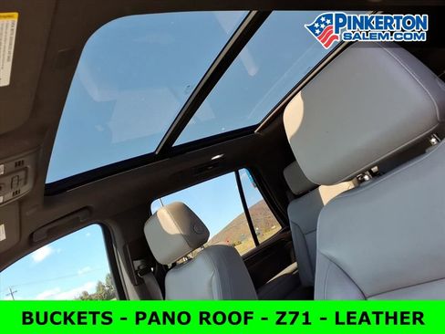 Used 2021 Chevrolet Tahoe Z71 w/ Z71 Signature Package image 12