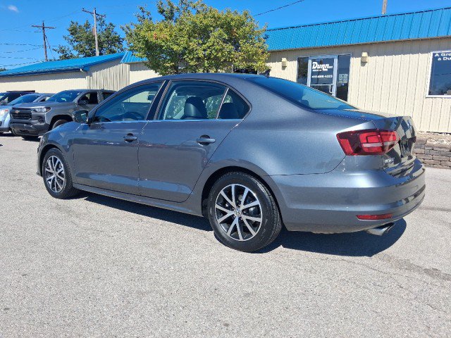 Used 2017 Volkswagen Jetta SE FWD image 6