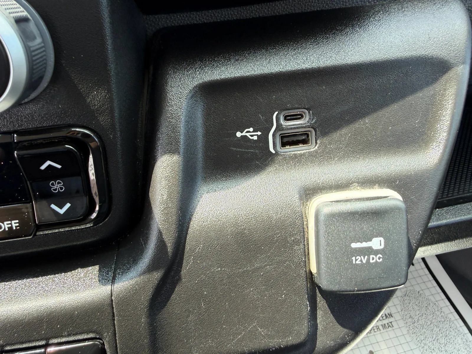 Used 2023 RAM ProMaster 2500 FWD image 26