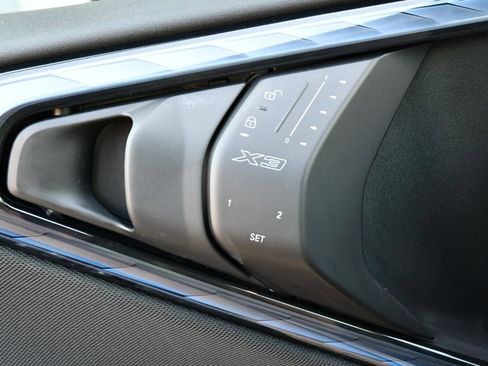 Used 2025 BMW X3 xDrive30i AWD/4WD image 44