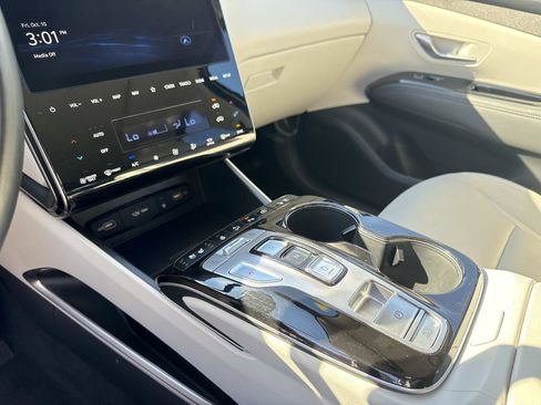 Certified 2024 Hyundai Tucson Limited image 27
