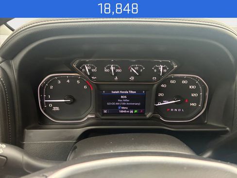 Used 2022 GMC Sierra 1500 SLT w/ SLT Premium Plus Package AWD/4WD image 2
