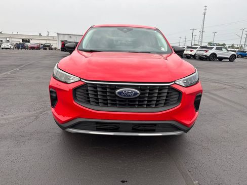 Used 2024 Ford Escape Active w/ Tech Pack #1 AWD/4WD image 3