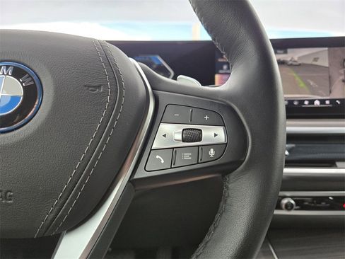 Certified 2025 BMW X5 xDrive50e w/ Parking Assistance Package image 29