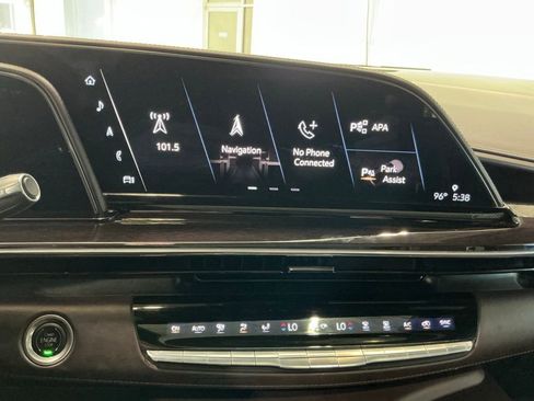 Used 2021 Cadillac Escalade ESV Sport Platinum RWD image 53