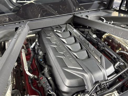 Used 2025 Chevrolet Corvette image 30