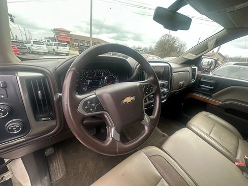 Used 2014 Chevrolet Silverado 1500 LTZ AWD/4WD image 12