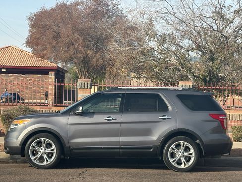 Used 2013 Ford Explorer Limited FWD image 3