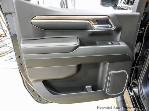 Used 2024 Chevrolet Silverado 1500 RST w/ Convenience Package II image 22